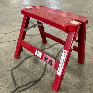 中古 折りたたみ踏み台 1段 W350×D285×H300mm