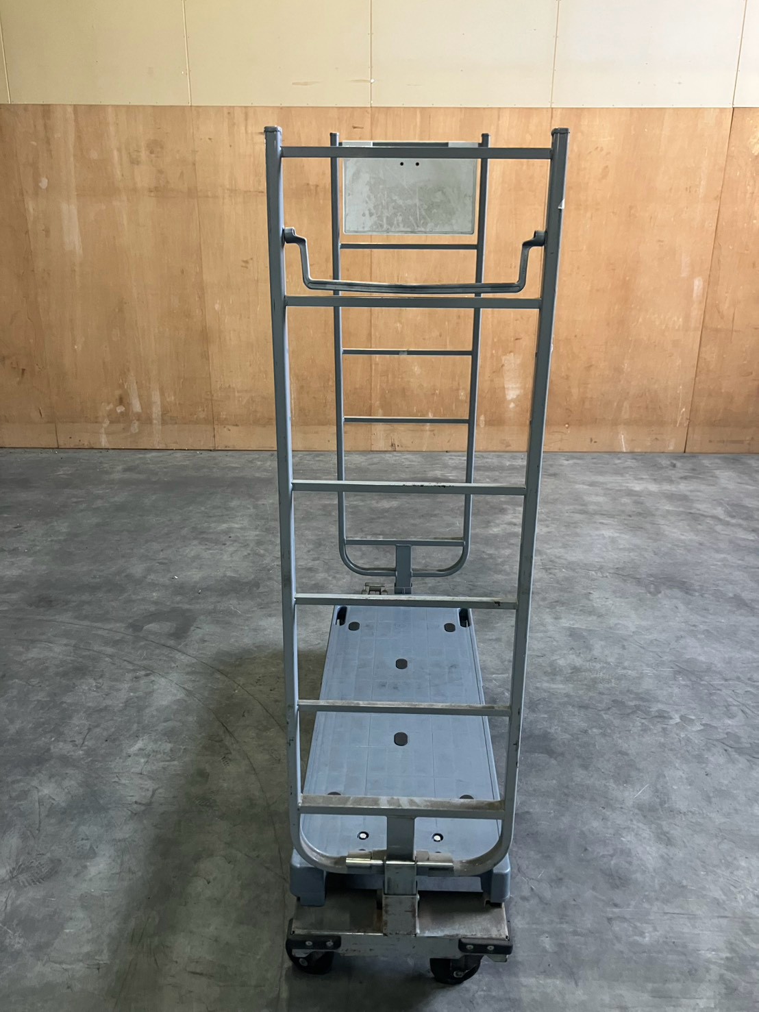 【良品】中古 6輪カート W1280×D420×H1540mm - 画像 (2)